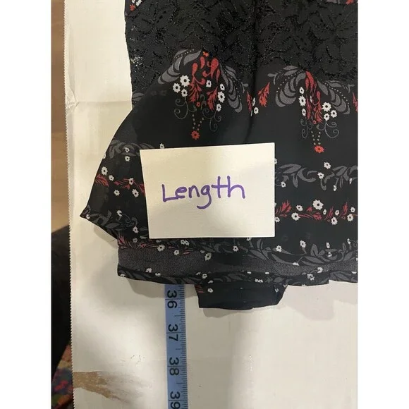 Doe & Rae Women’s Black w/Red Flowers Lace Dress Sz S Knee Length Gothic Witchy - Picture 14 of 15